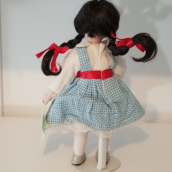 Seymour Mann Story Book Dorothy 11" Doll. - Picture 4 of 7